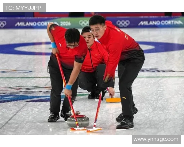 男子冰壶对决中国队迎战德国队全力争胜展现实力与团队合作精神
